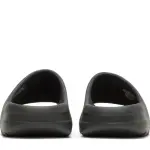 Yeezy Slides 'Onyx'