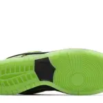 Nike SB Dunk Low The Powerpuff Girls Buttercup