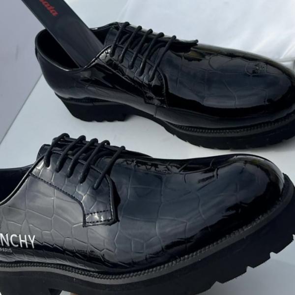Givenchy formal unisex shoes