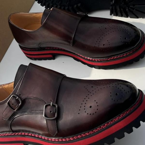 Men's fashion shoes