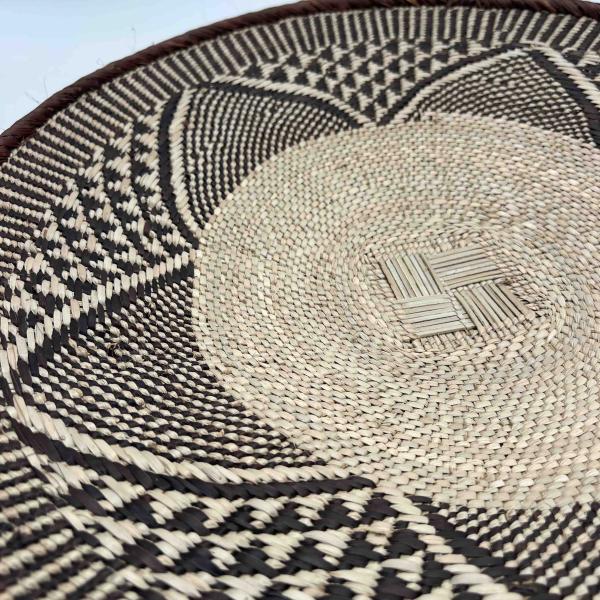 Safiri Artisan Rounded Kitchen Board